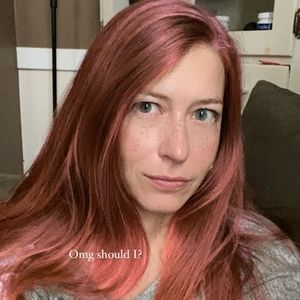 Meet your Posher, Melissa